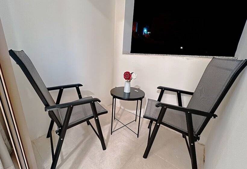 هتل Beit Alshabaan Inn