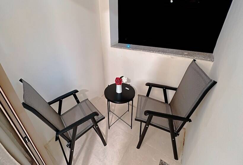 هتل Beit Alshabaan Inn