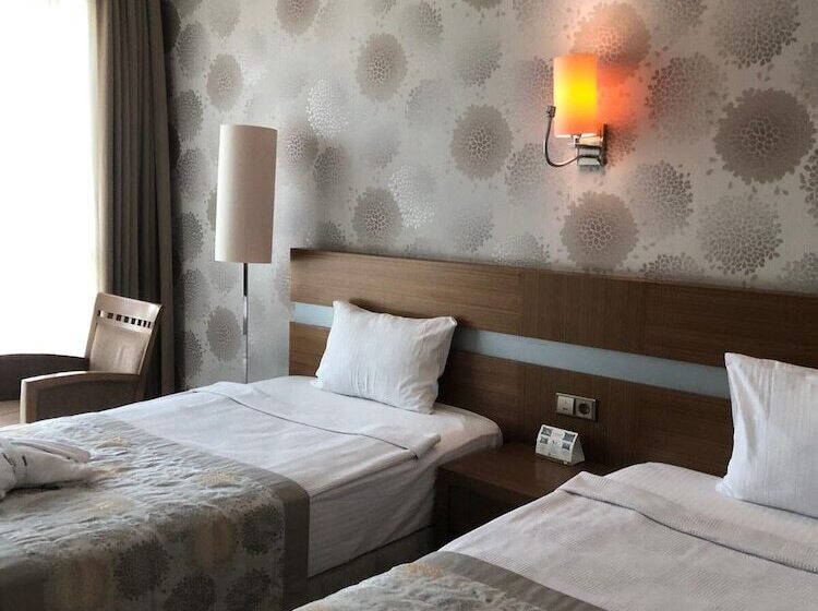 Büyük Osmani̇ye Oteli̇