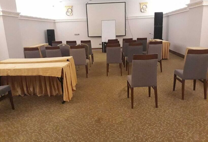 Büyük Osmani̇ye Oteli̇