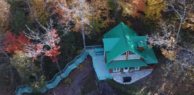 Отель Domaine Riviere Sacacomie