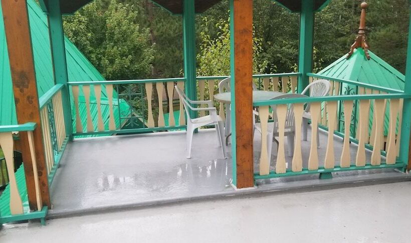 Отель Domaine Riviere Sacacomie