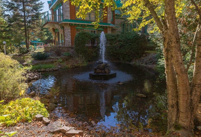 Отель Domaine Riviere Sacacomie