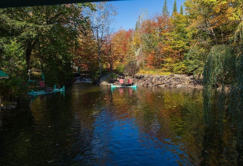 Отель Domaine Riviere Sacacomie