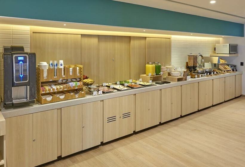 ホテル City Express By Marriott Cancun Aeropuerto