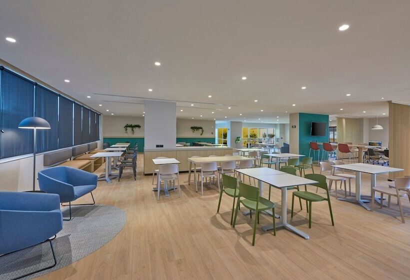 ホテル City Express By Marriott Cancun Aeropuerto