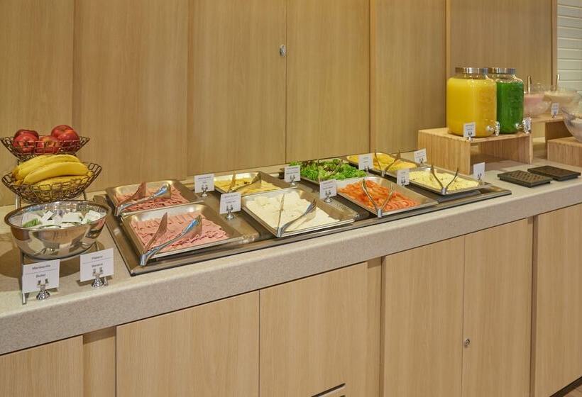 ホテル City Express By Marriott Cancun Aeropuerto