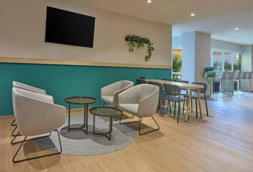 ホテル City Express By Marriott Cancun Aeropuerto