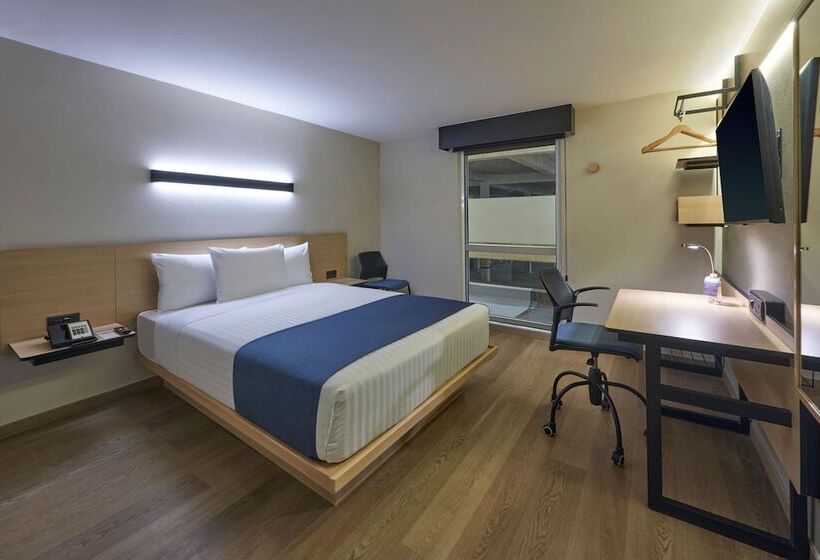 ホテル City Express By Marriott Cancun Aeropuerto