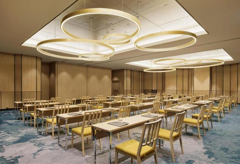 هتل Courtyard By Marriott Fukui