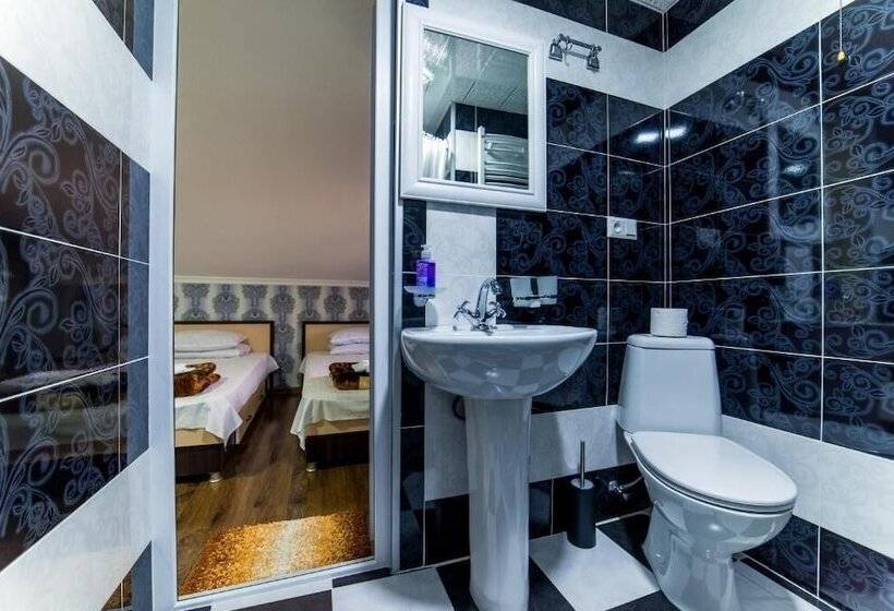 هتل Guglux &wine Cellar