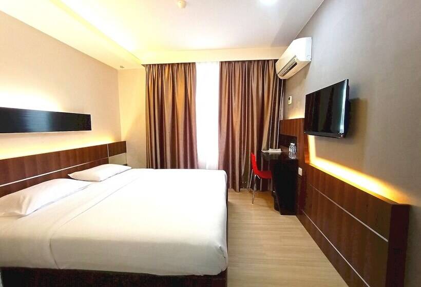 هتل Hi Inn