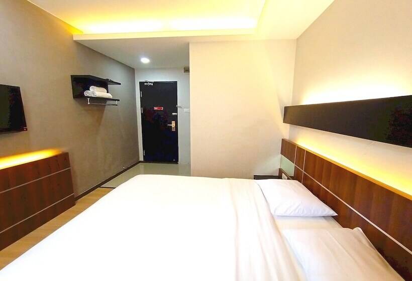 בית מלון כפרי Hi Inn