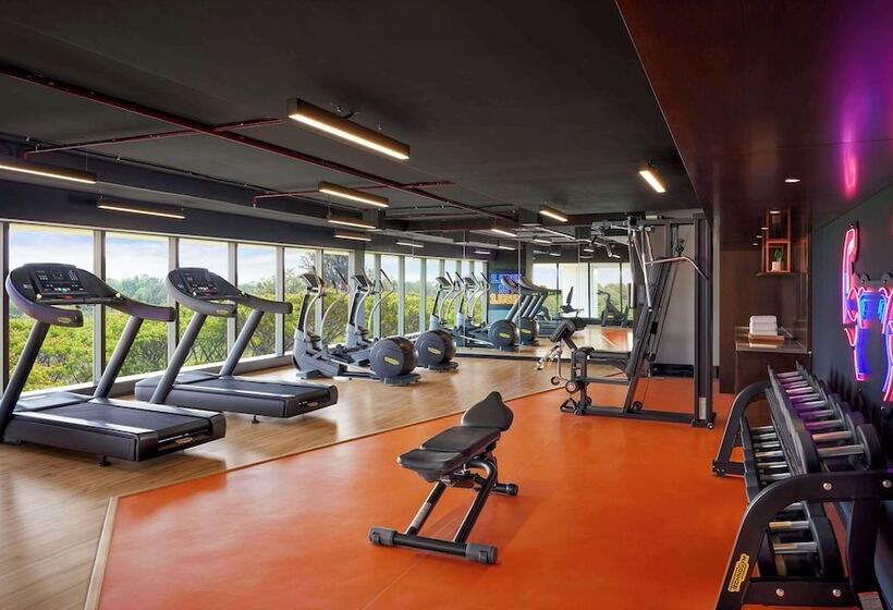 호텔 Hyatt Centric Hebbal Bengaluru