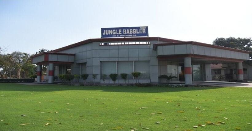 בית מלון כפרי Jungle Babbler Tourist Resort