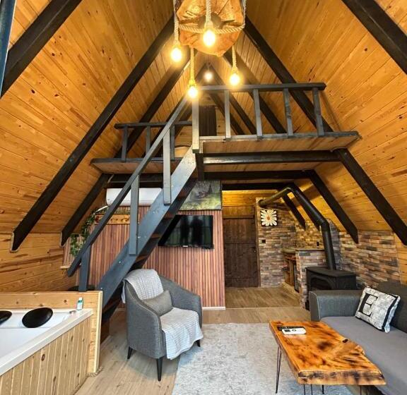 فندق Eva Bungalov