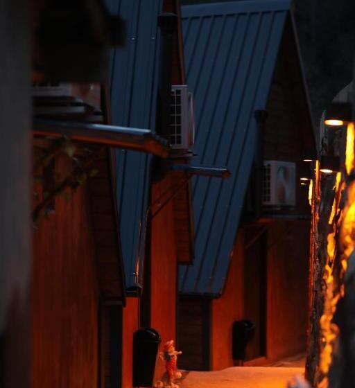 فندق Eva Bungalov