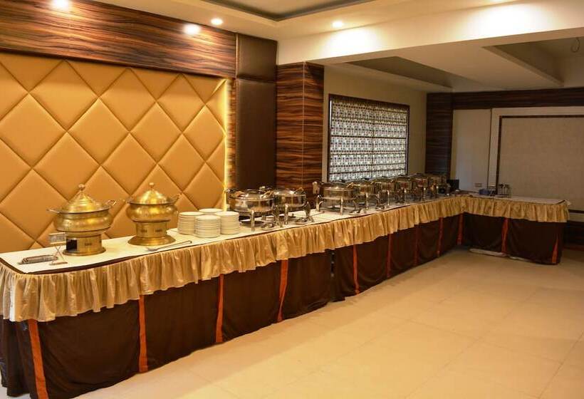 בית מלון כפרי Krrish