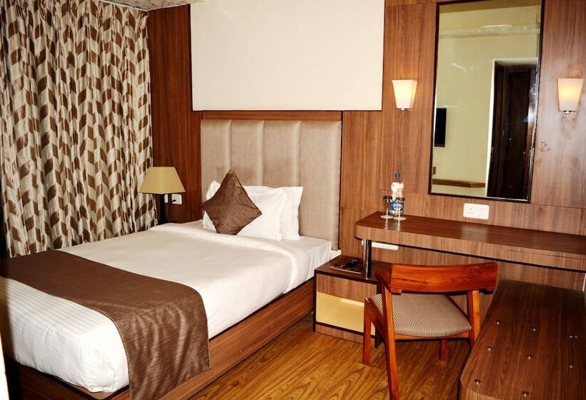 בית מלון כפרי Krrish