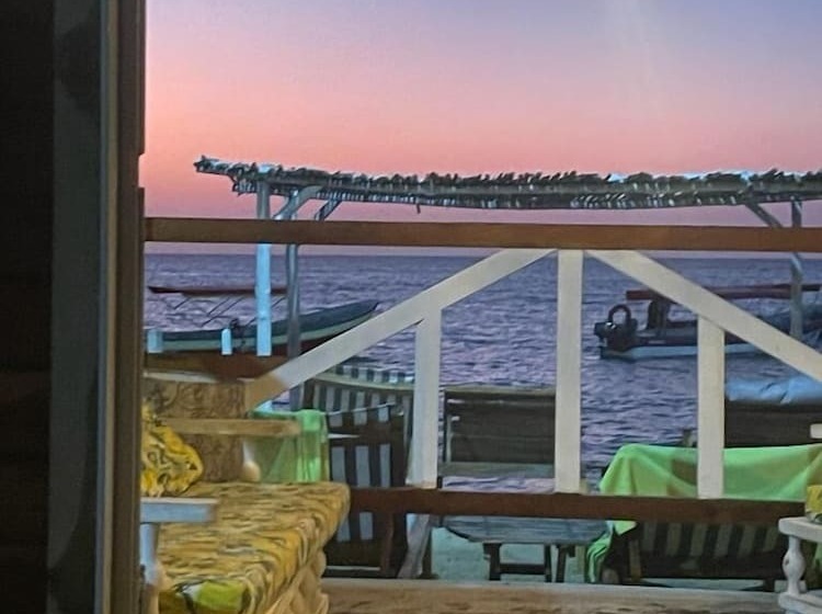 酒店 Mio Mio Beach