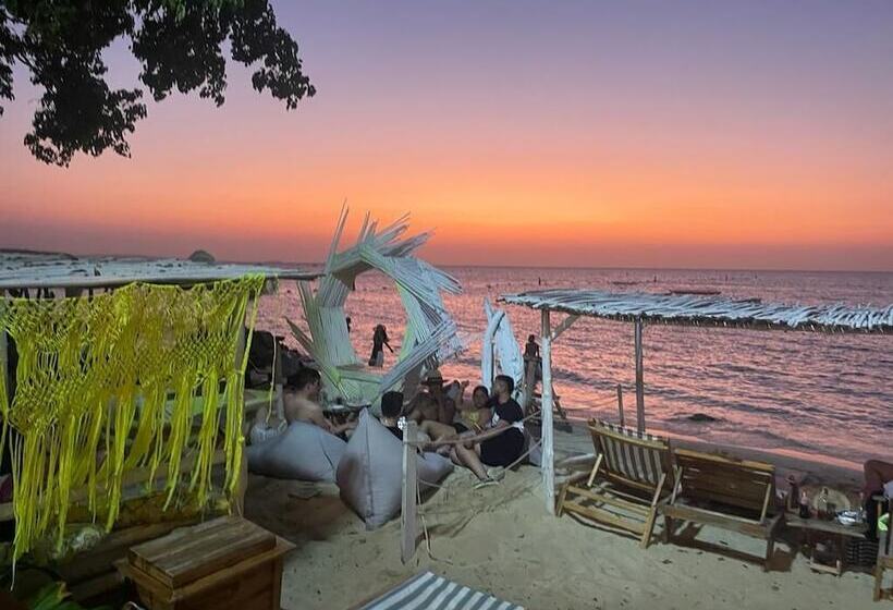 酒店 Mio Mio Beach