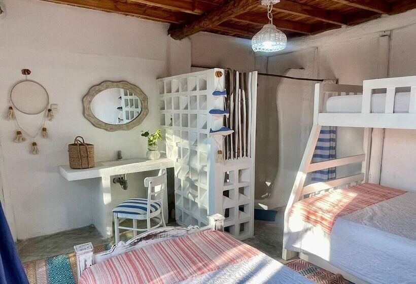 酒店 Mio Mio Beach