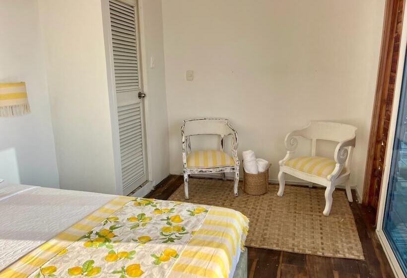 酒店 Mio Mio Beach