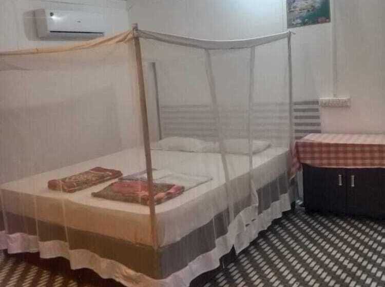 בית מלון כפרי Mountain Palm Patnem Beach