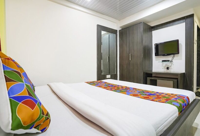 בית מלון כפרי Fabexpress New Punjab