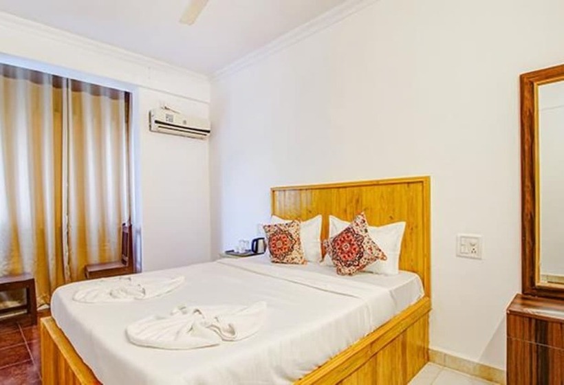 Fabhotel Pleasure Inn