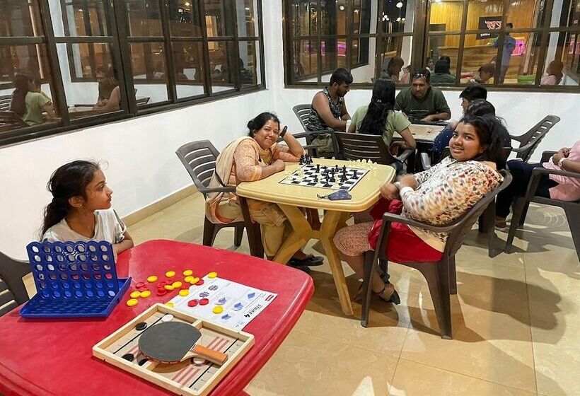 فندق Raj Resort