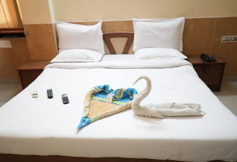 Отель Goroomgo Rajpal Palace Udaipur