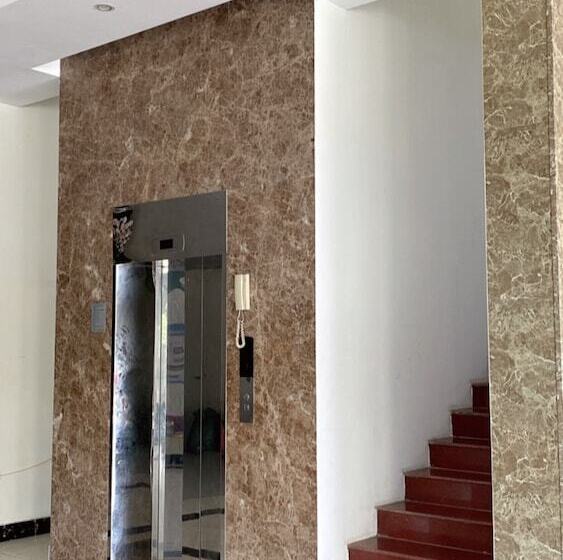 Royal Hotel Cua Lo Beach