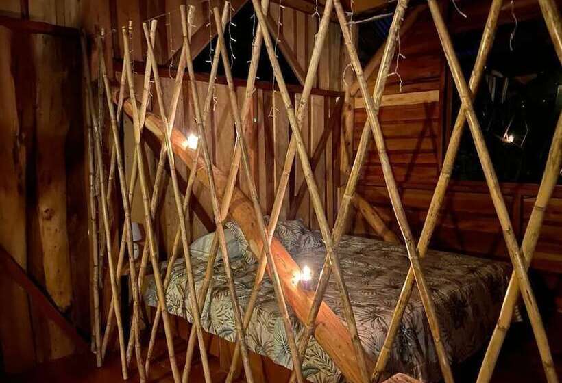 هتل روستایی Eco Finca Hostal Santorum