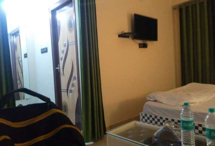 בית מלון כפרי Sheetal International Siwan