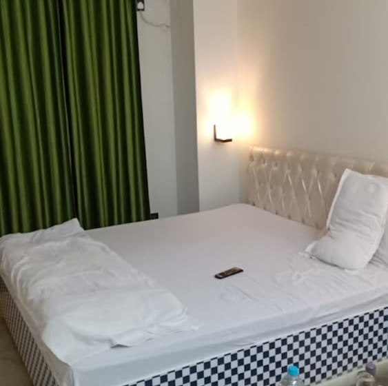 בית מלון כפרי Sheetal International Siwan