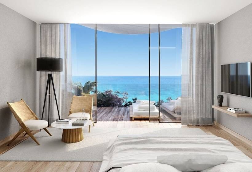 هتل Silversands Beach House Grenada