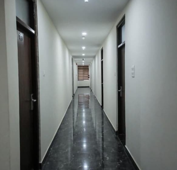 호텔 Amritara Social Palace