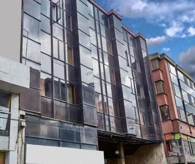 Отель Suarel Center