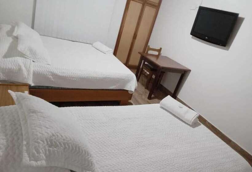 هتل Suarel Center