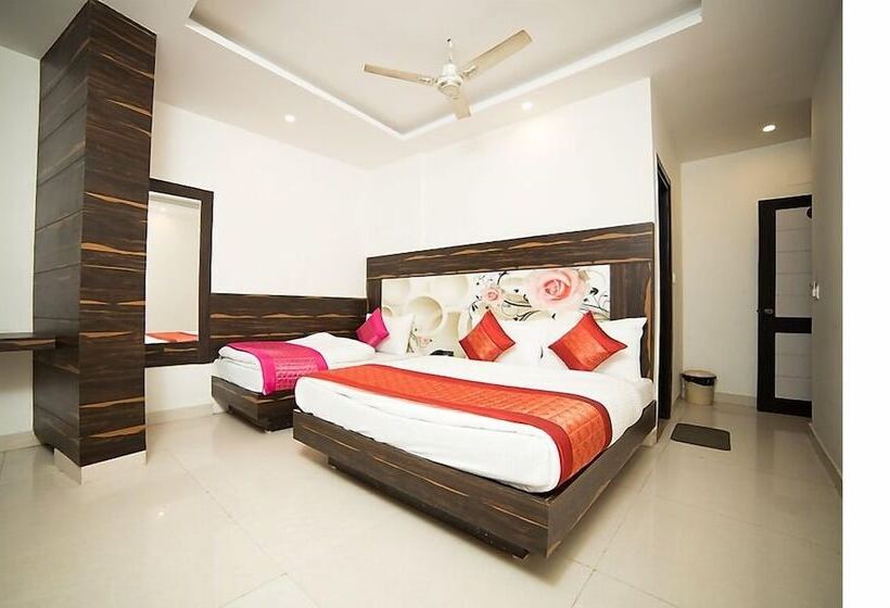 בית מלון כפרי Sunrise Dx @ Opposite New Delhi Railway Station