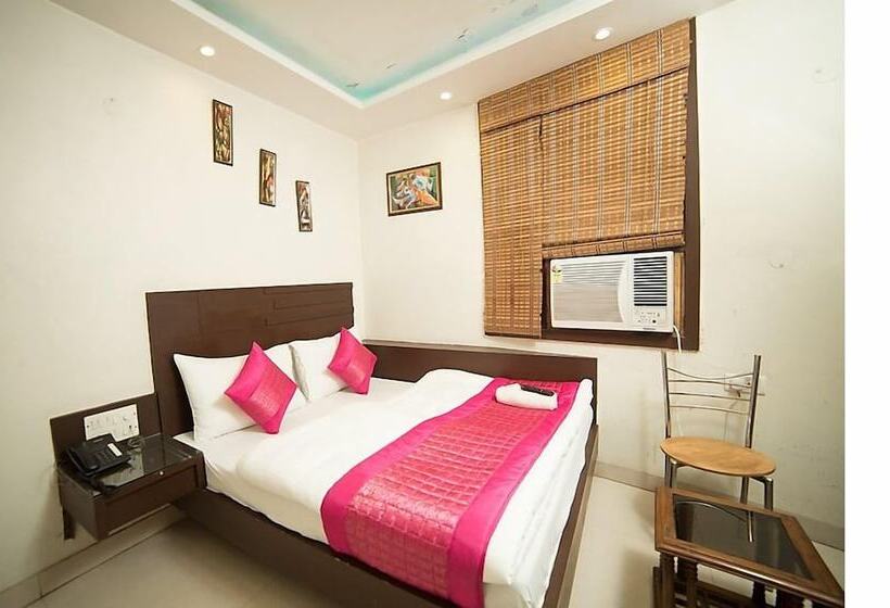 בית מלון כפרי Sunrise Dx @ Opposite New Delhi Railway Station