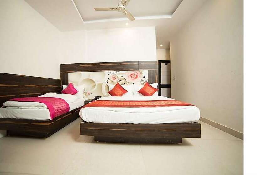 בית מלון כפרי Sunrise Dx @ Opposite New Delhi Railway Station