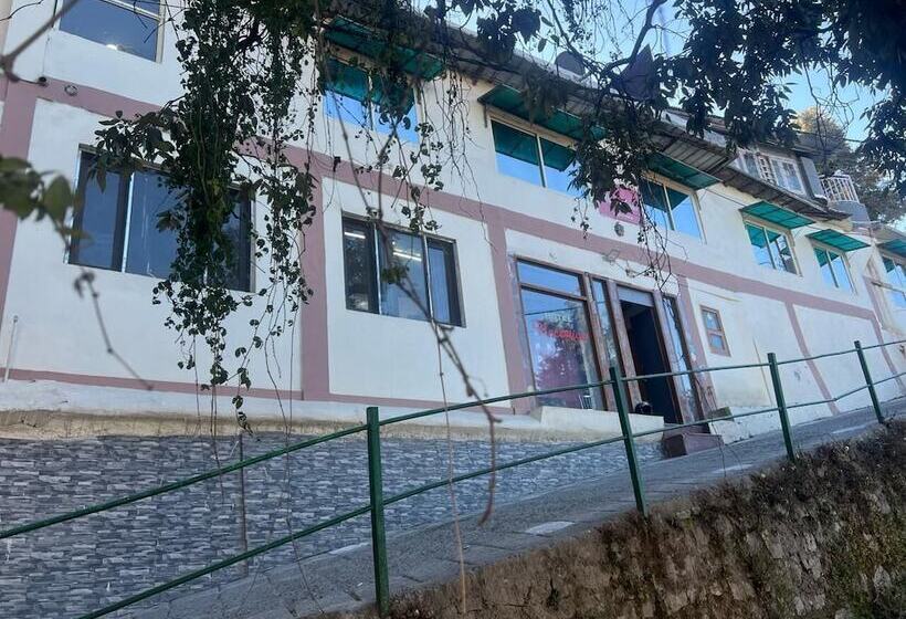 فندق Amar Guest House