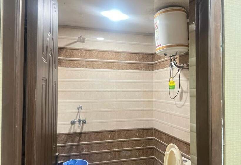 فندق Amar Guest House