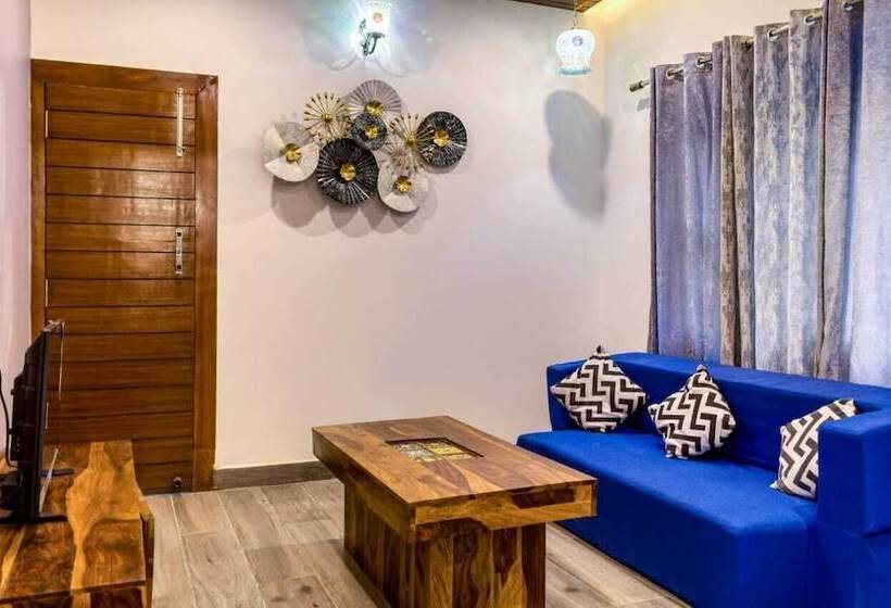 酒店 The Frostwood