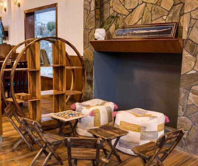 酒店 The Frostwood