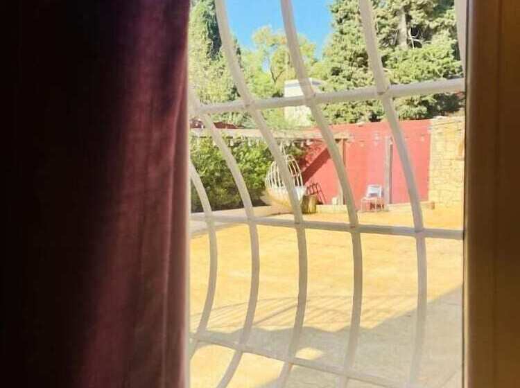 هتل The Red Farm Relais & Spa