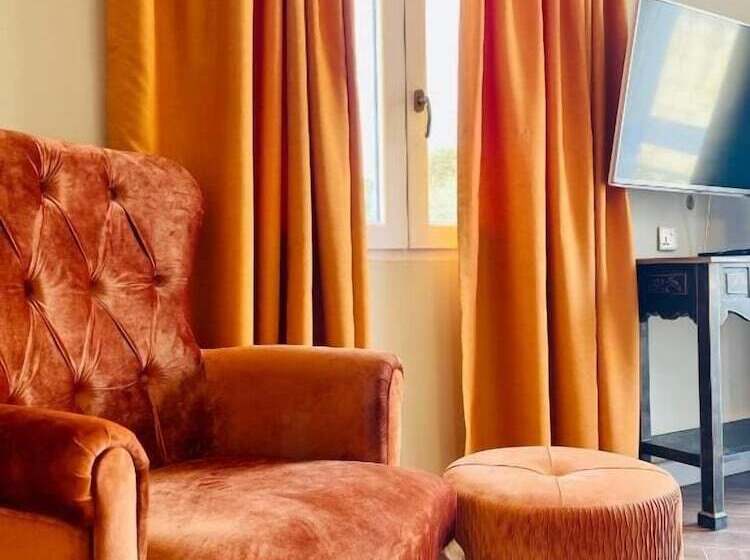 هتل The Red Farm Relais & Spa