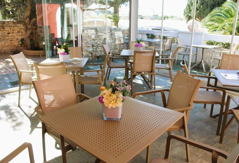 هتل The Red Farm Relais & Spa